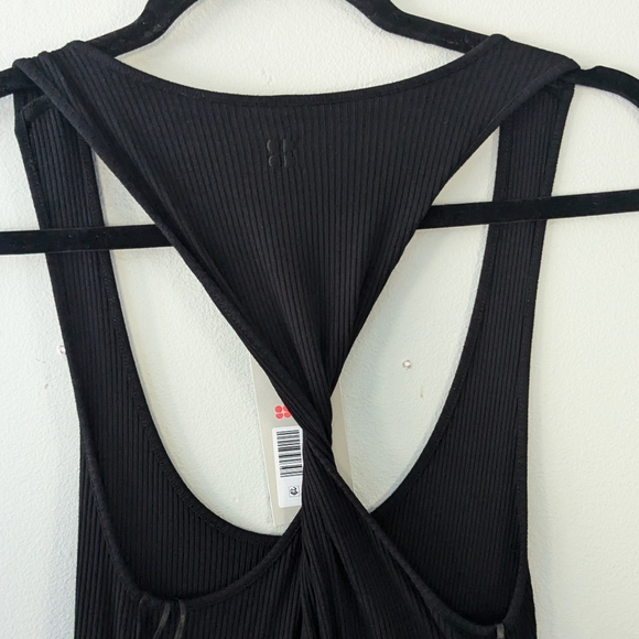 Sweaty Betty Weekend Twist Back Dress - Picture 9 of 10
